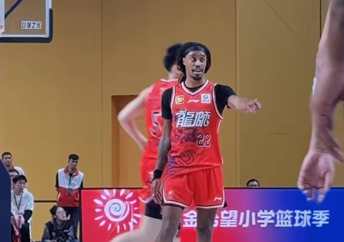 1米93锋卫大杀器！CBA外援市场又一“大鱼”，或被广东队挖走？