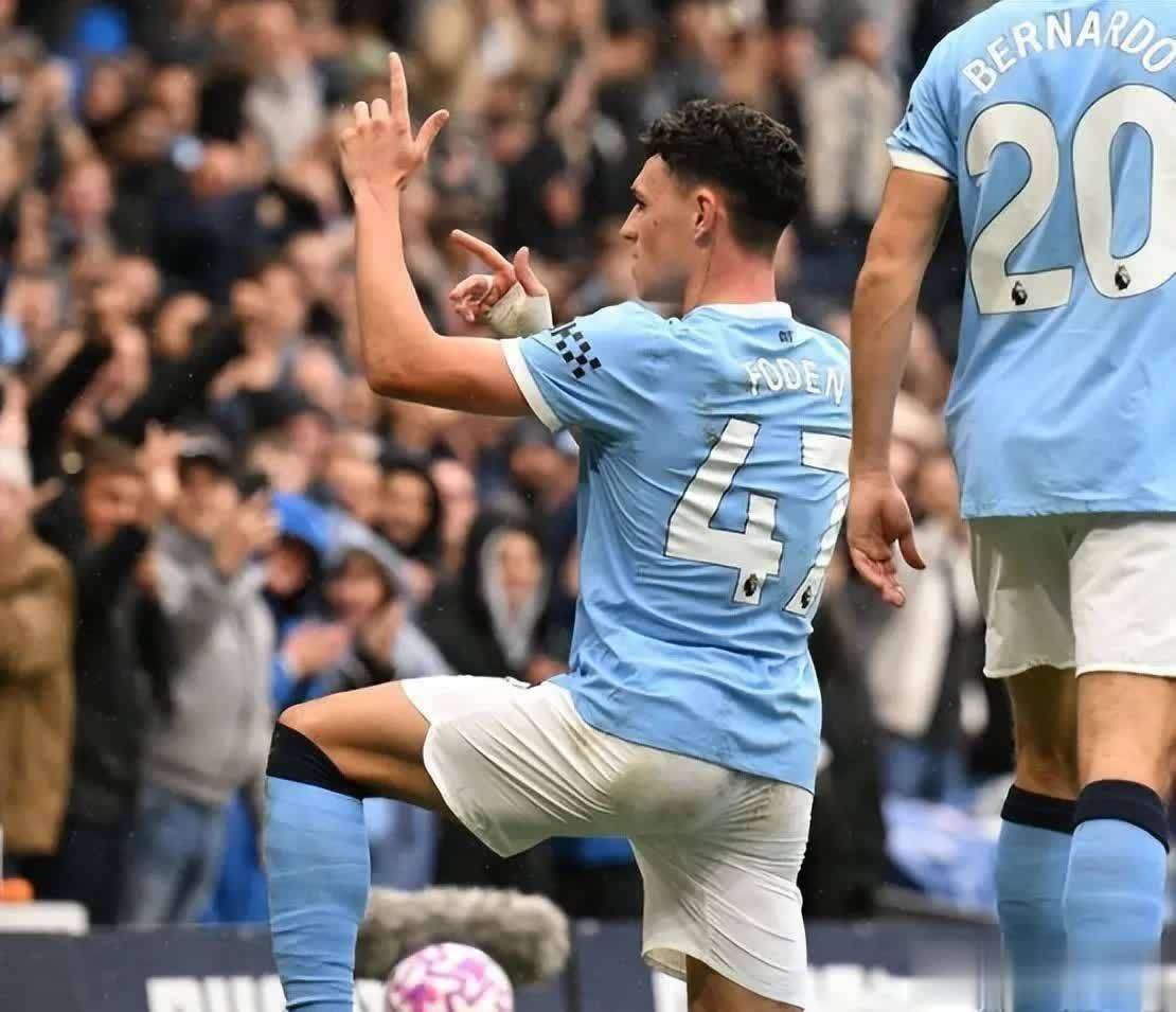 从迷失到王者！瓜迪奥拉赌对，曼城不花亿元引援“白捡”