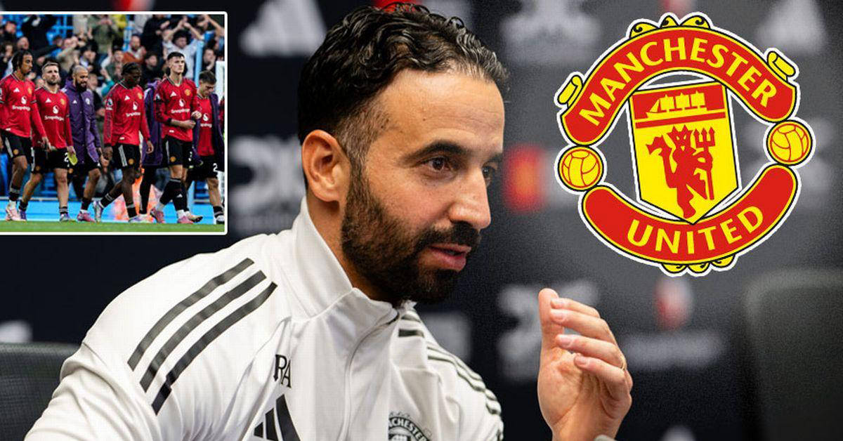 曼联转会策略受质疑,两大弃将斩获奖项暴露管理层失误