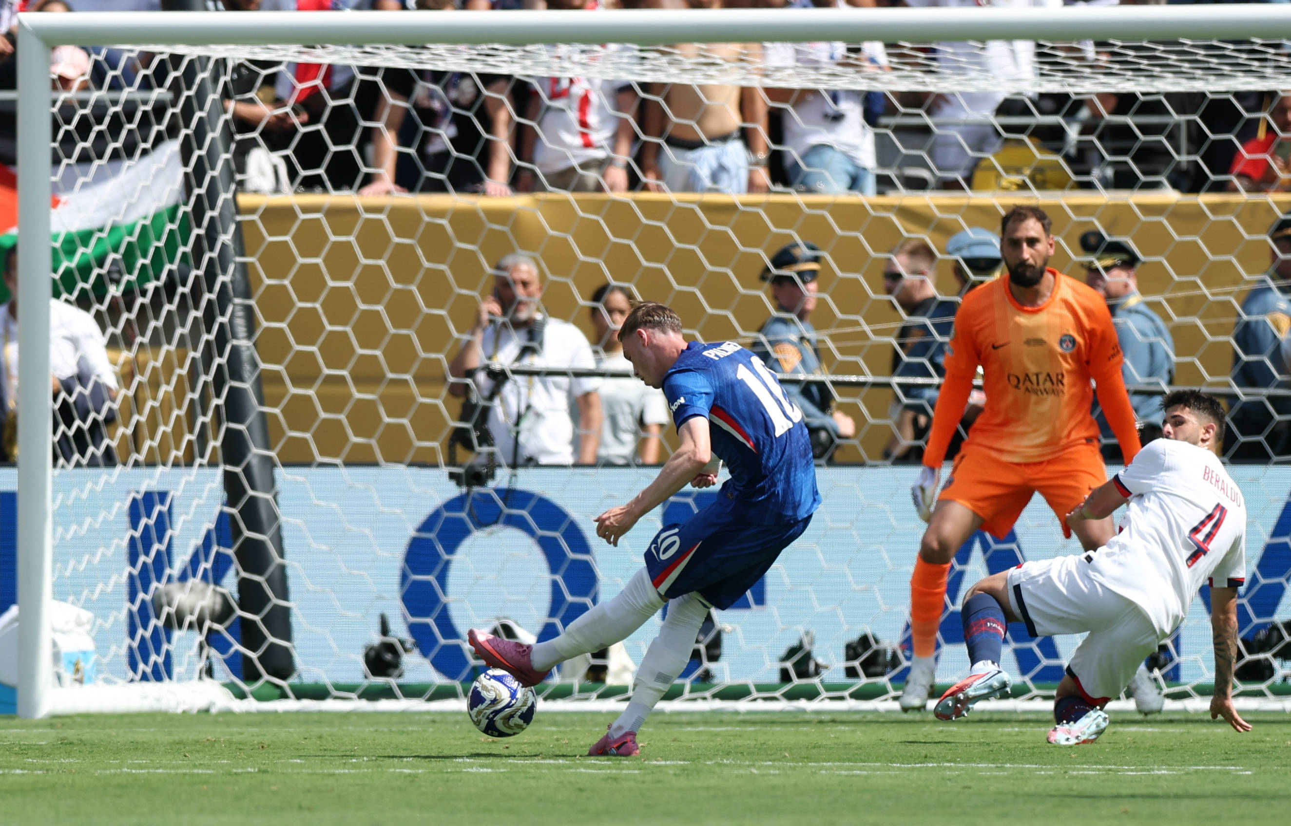 （体育）足球——世俱杯决赛：切尔西胜大巴黎 夺得世俱杯冠军