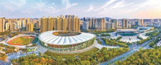 深圳：体育新地标镶嵌“山海连城”间